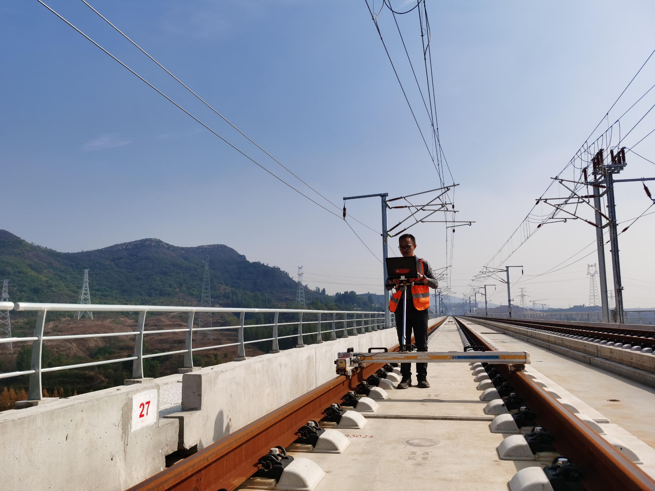 國內首條市內高鐵濟萊高鐵進入運行試驗階段